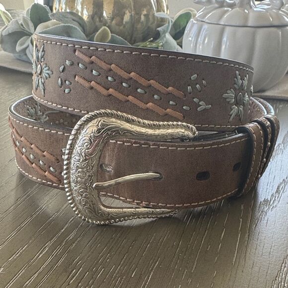 Western Tan Leather Belt with Silver-Tone Buckle Embroidered Women’s Size L EUC - Picture 10 of 12